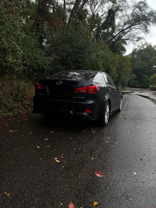 2006 Lexus IS 2nd Gen - Image 5 of 10