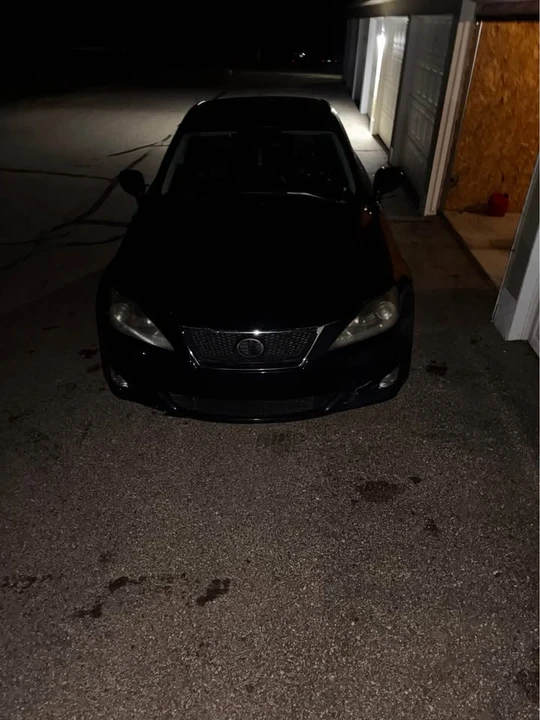 2006 Lexus IS 2nd Gen - Image 9 of 10