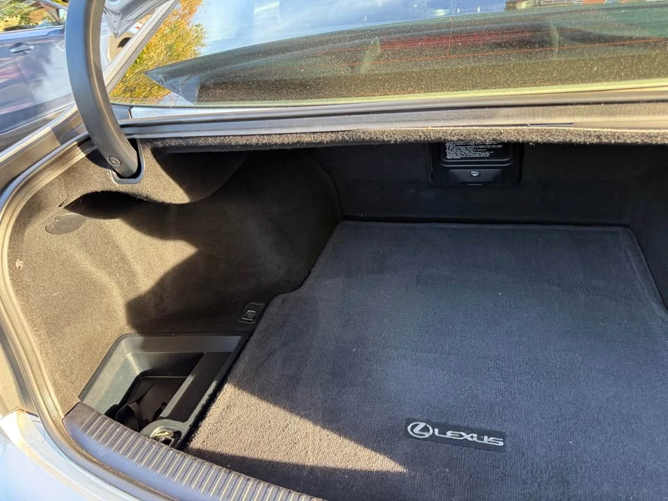 2006 Lexus IS 2nd Gen - Image 8 of 18