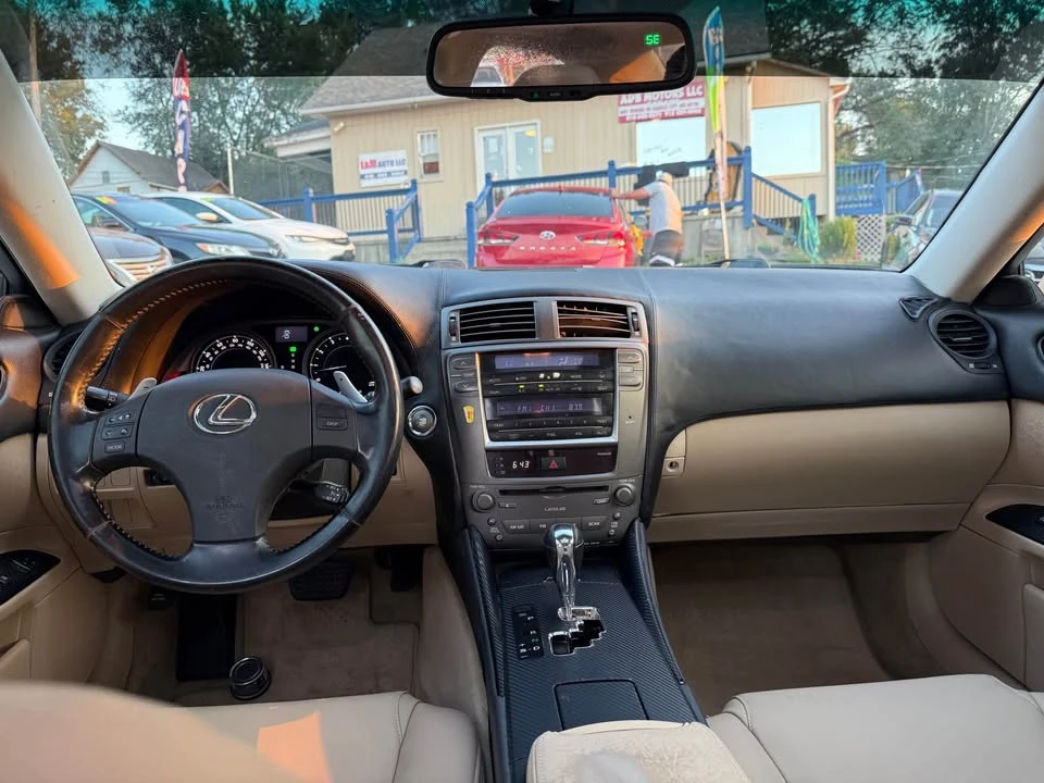2006 Lexus IS 2nd Gen - Image 4 of 12