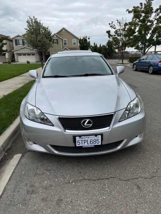 2006 Lexus IS 2nd Gen - Image 7 of 12