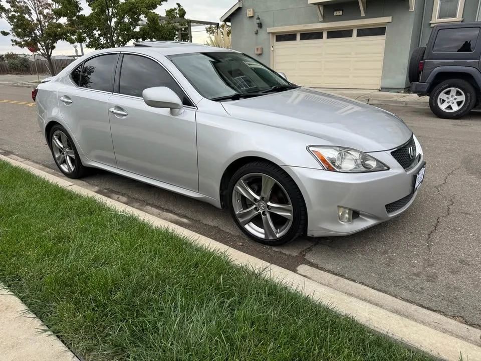 2006 Lexus IS 2nd Gen - Image 3 of 12