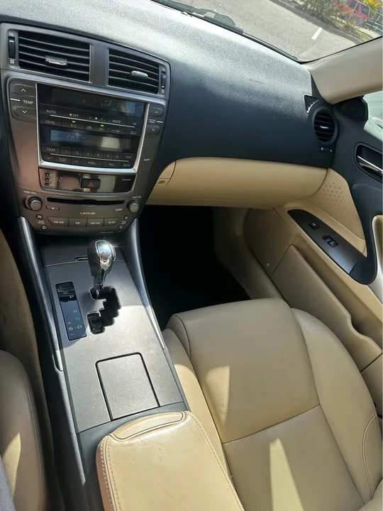 2006 Lexus IS 2nd Gen - Image 10 of 18