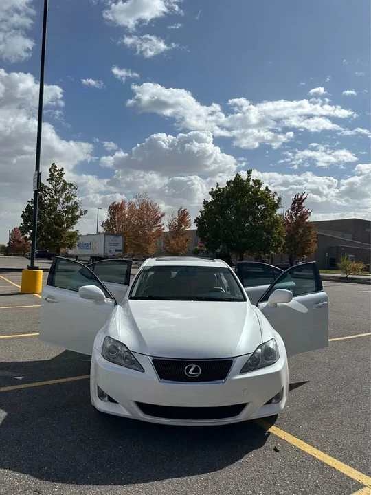 2006 Lexus IS 2nd Gen - Image 6 of 18