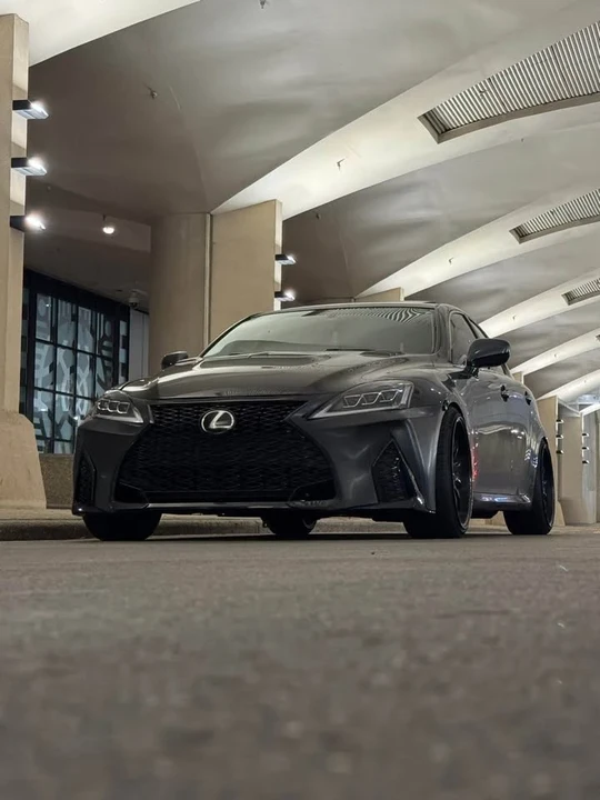 2006 Lexus IS 2nd Gen - Image 3 of 12