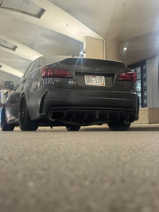 2006 Lexus IS 2nd Gen - Image 9 of 12