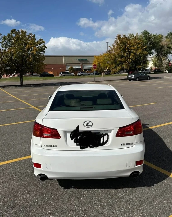 2006 Lexus IS 2nd Gen - Image 4 of 18