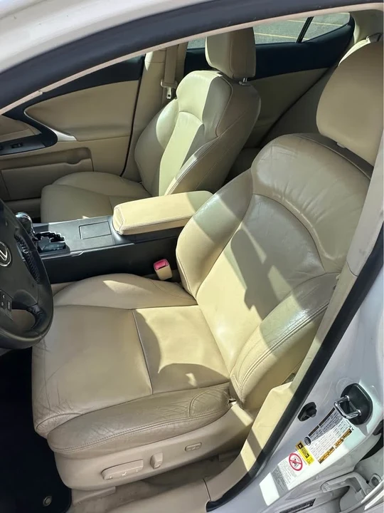2006 Lexus IS 2nd Gen - Image 12 of 18