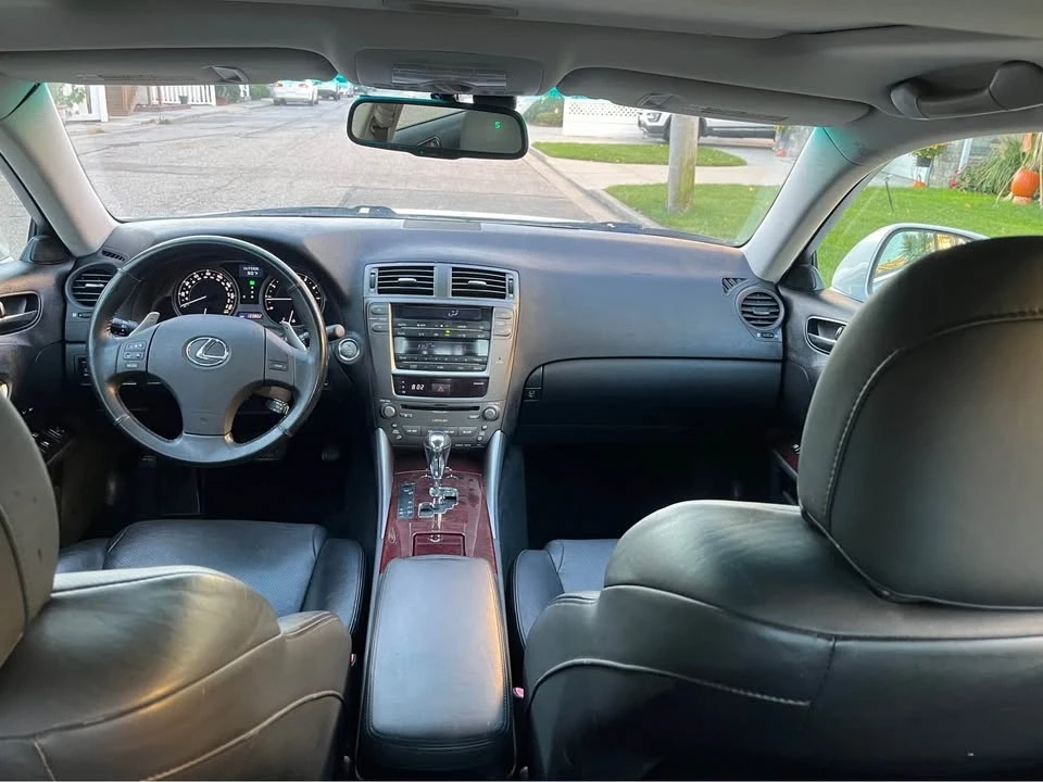 2006 Lexus IS 2nd Gen - Image 14 of 20