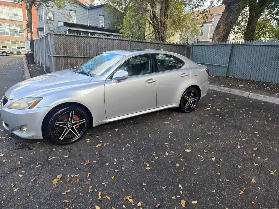 2006 Lexus IS 2nd Gen - Image 5 of 13