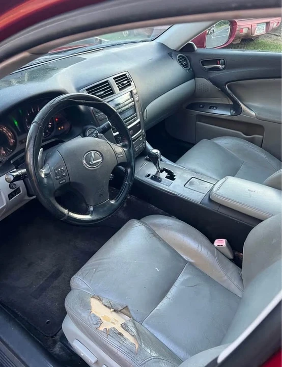 2006 Lexus IS 2nd Gen - Image 14 of 18