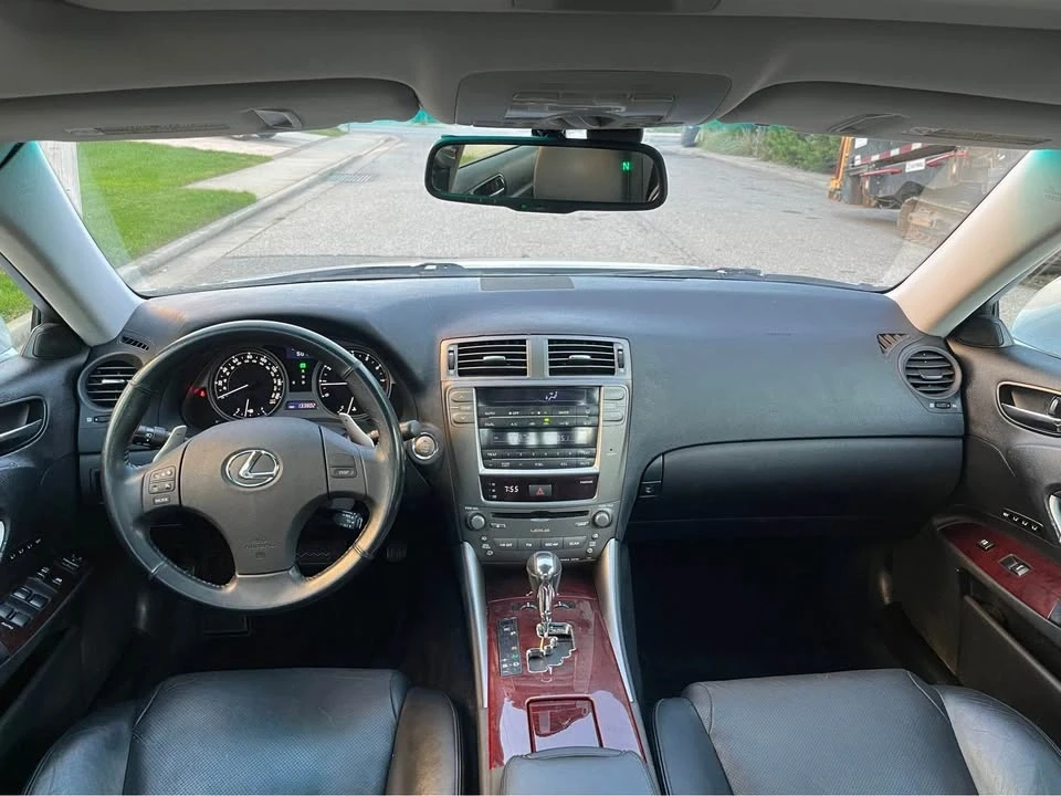 2006 Lexus IS 2nd Gen - Image 11 of 20