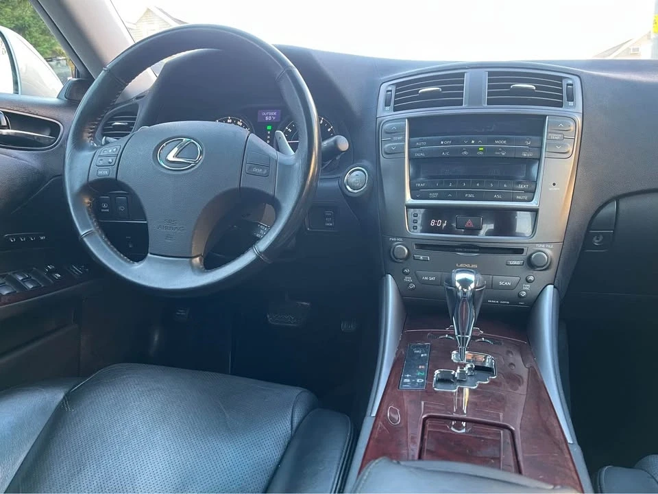 2006 Lexus IS 2nd Gen - Image 15 of 20