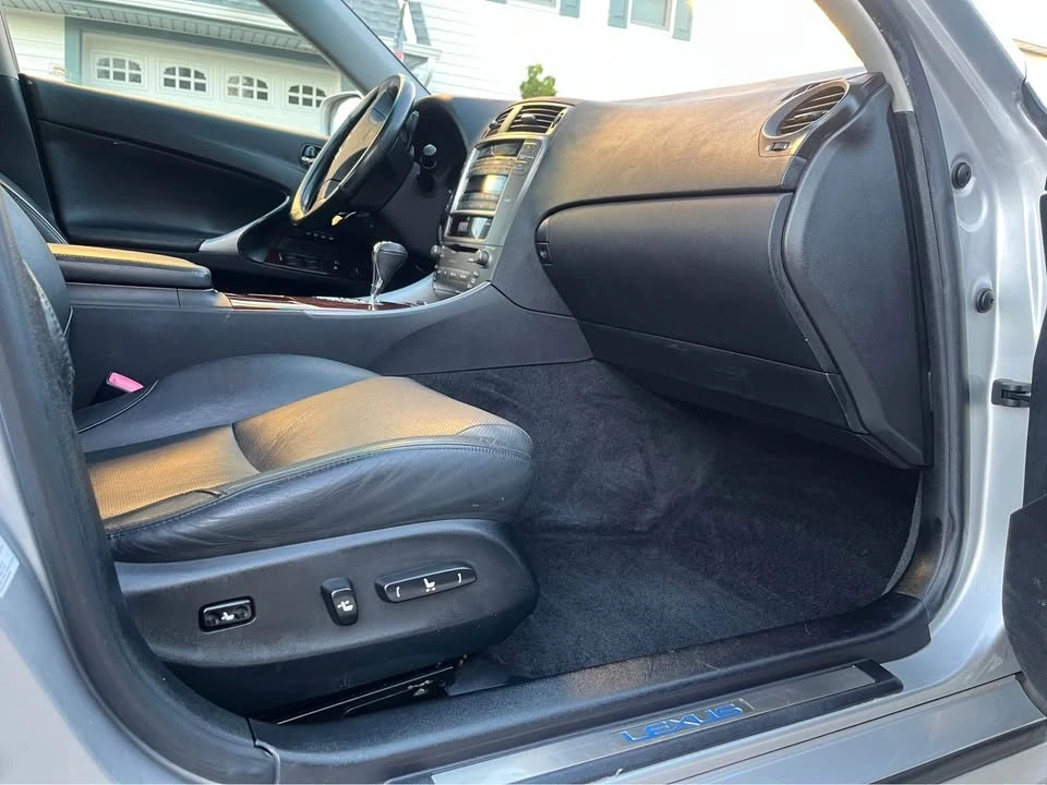 2006 Lexus IS 2nd Gen - Image 7 of 20