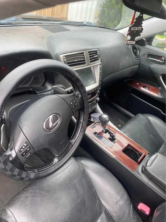 2006 Lexus IS 2nd Gen - Image 3 of 7