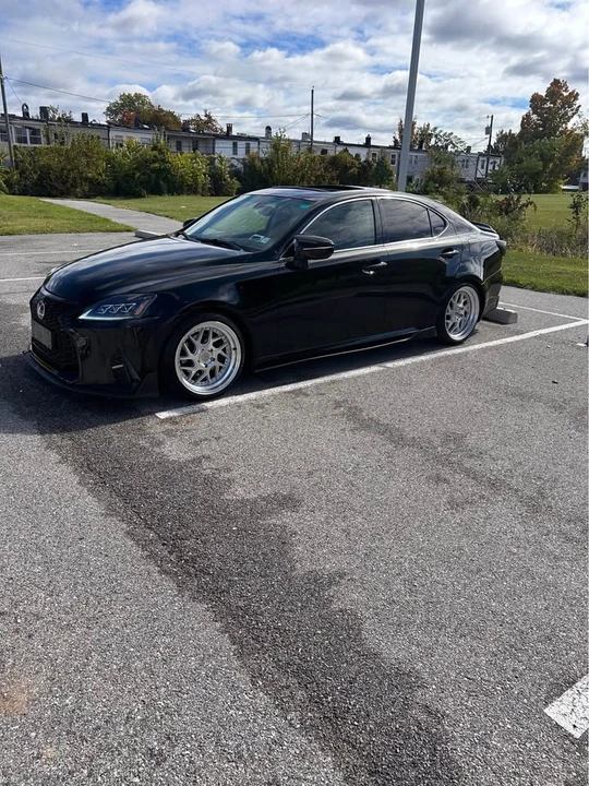2006 Lexus IS 2nd Gen - Image 2 of 7