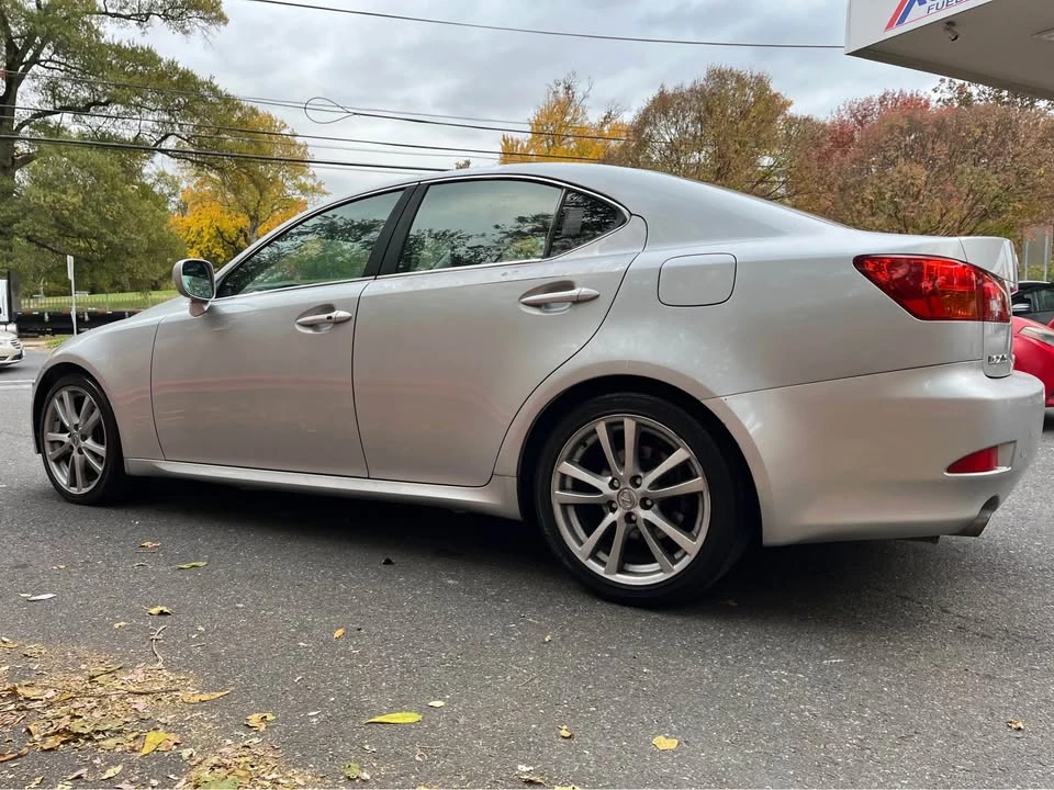 2006 Lexus IS 2nd Gen - Image 4 of 8