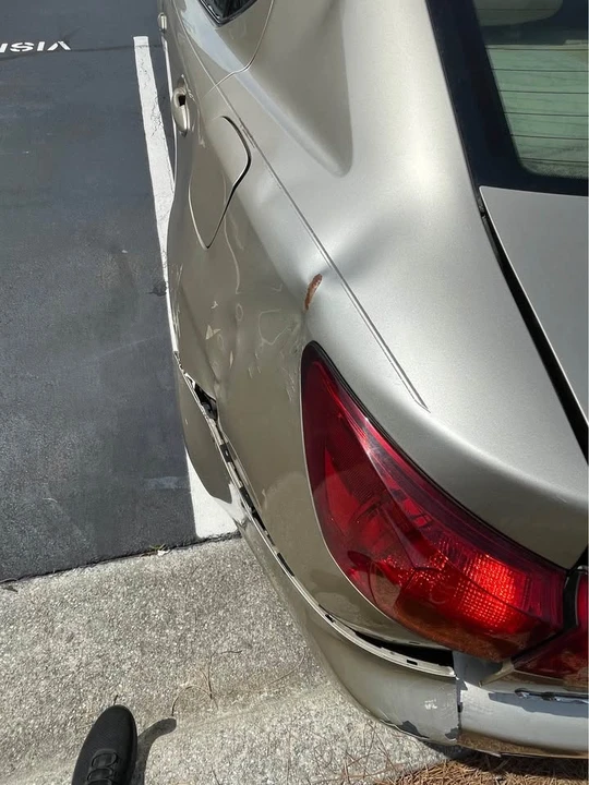 2006 Lexus IS 2nd Gen - Image 9 of 10