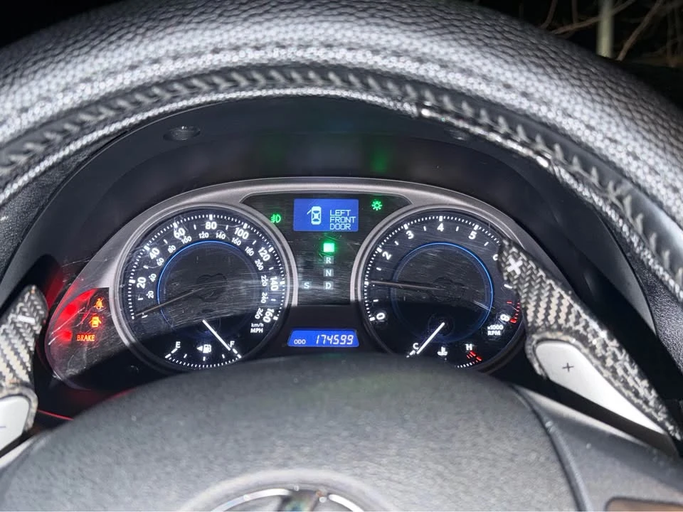2006 Lexus IS 2nd Gen - Image 10 of 14