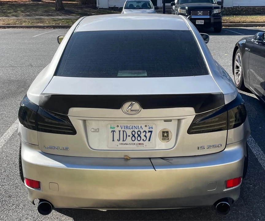 2006 Lexus IS 2nd Gen - Image 2 of 5