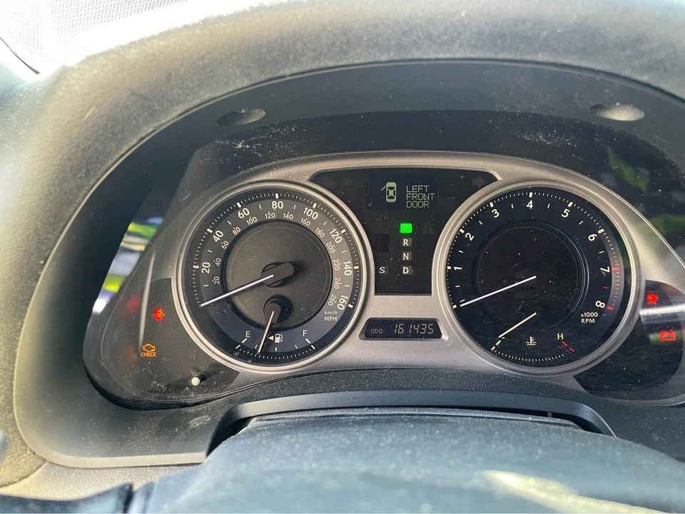 2006 Lexus IS 2nd Gen - Image 3 of 5