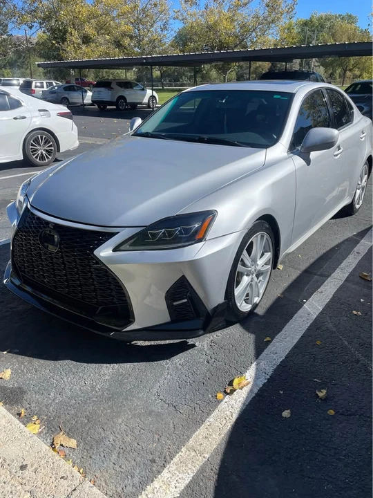 2006 Lexus IS 2nd Gen - Image 3 of 9