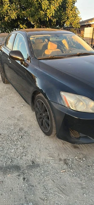 2006 Lexus IS 2nd Gen - Image 4 of 6