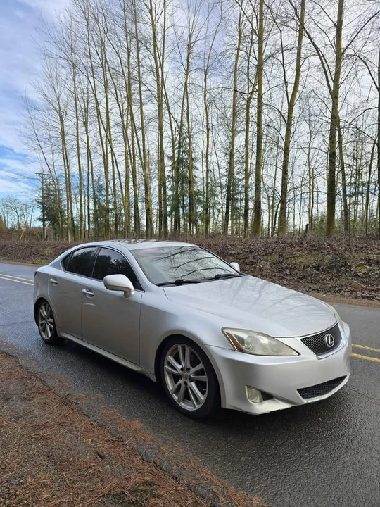 2006 Lexus IS 2nd Gen - Image 12 of 16
