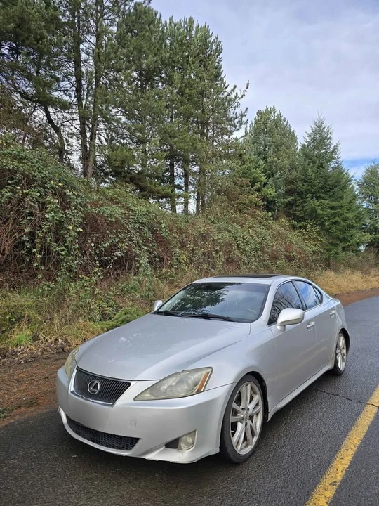 2006 Lexus IS 2nd Gen - Image 7 of 16