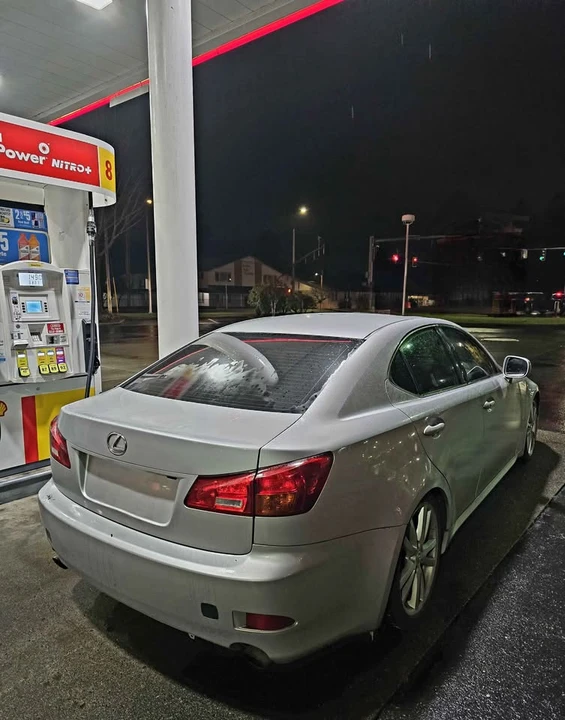 2006 Lexus IS 2nd Gen - Image 4 of 16
