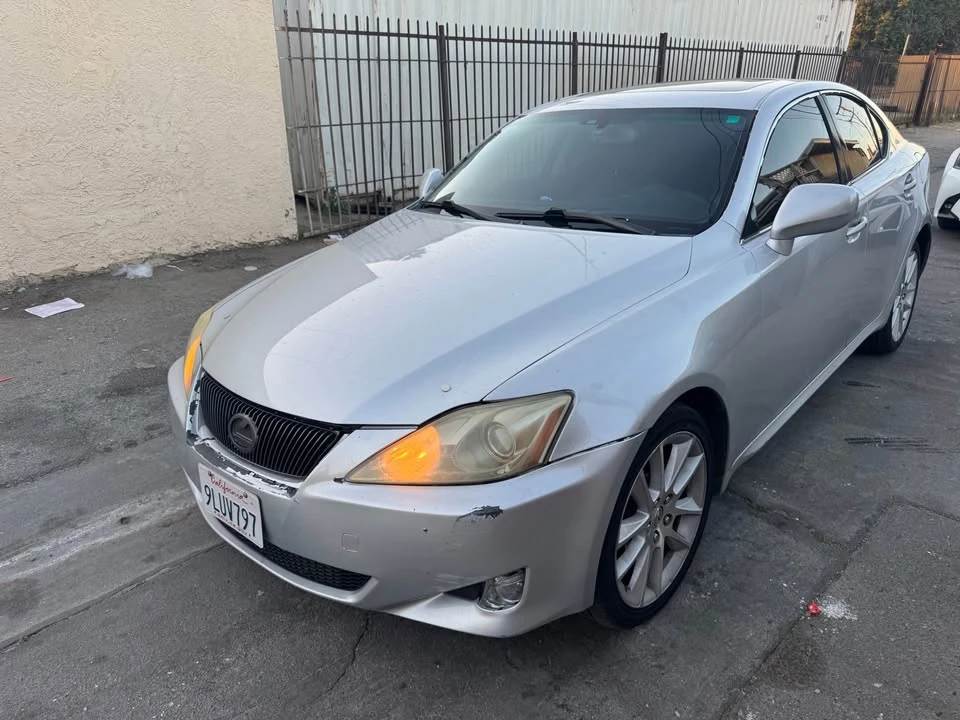 2006 Lexus IS 2nd Gen - Image 3 of 8