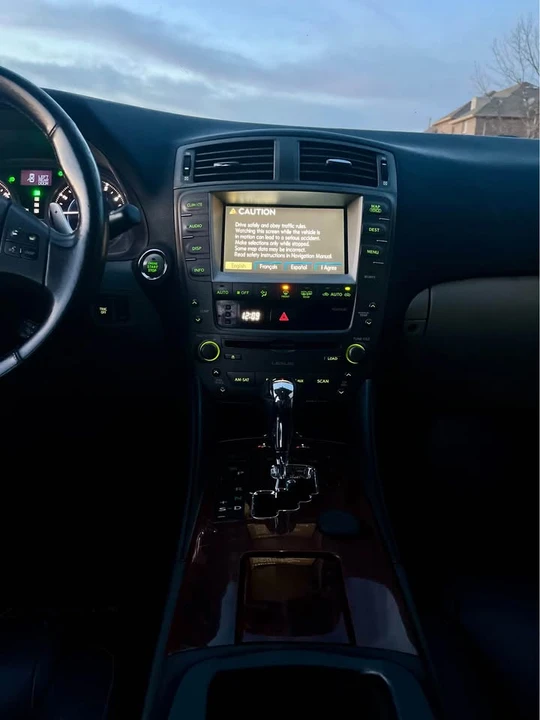 2006 Lexus IS 2nd Gen - Image 16 of 18