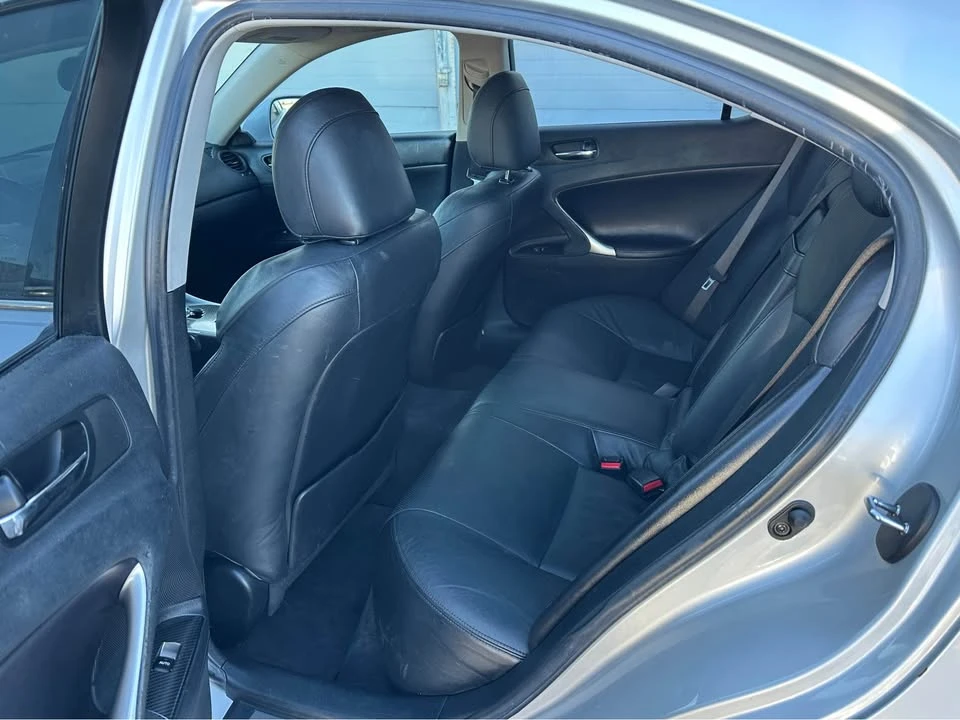 2006 Lexus IS 2nd Gen - Image 10 of 16