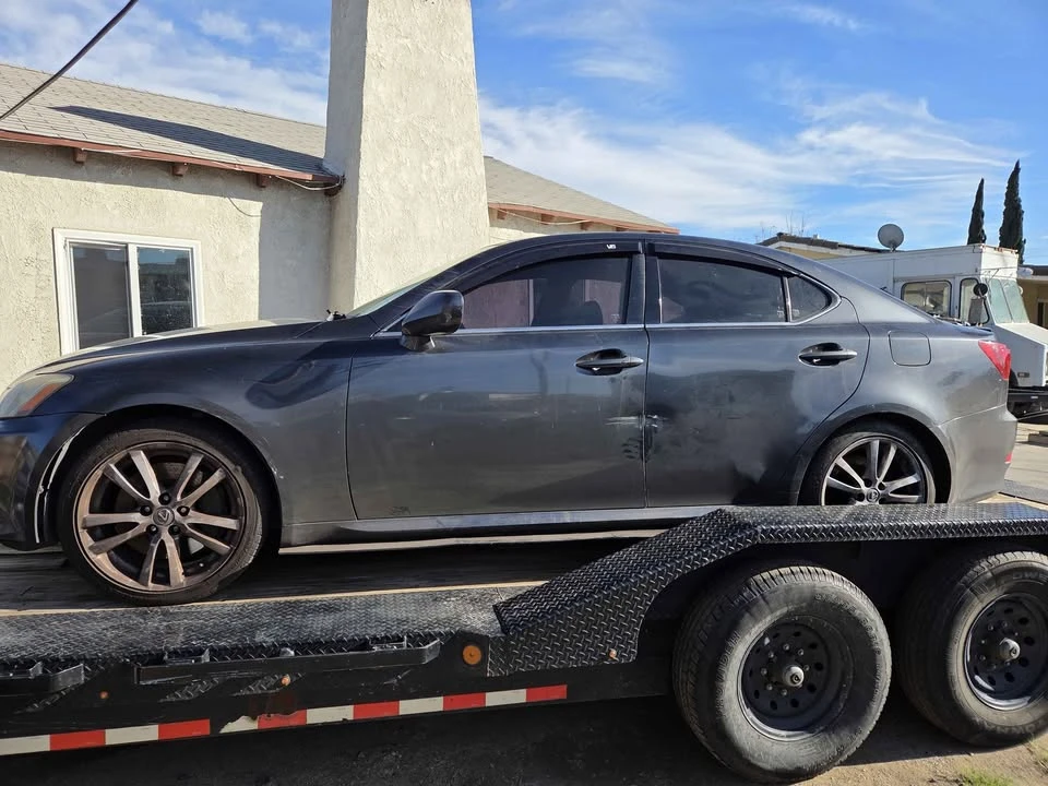 2006 Lexus IS 2nd Gen - Image 4 of 5