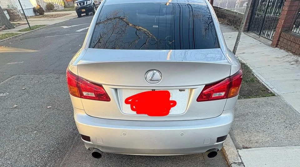 2006 Lexus IS 2nd Gen - Image 3 of 5