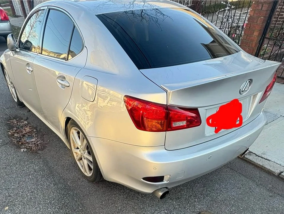 2006 Lexus IS 2nd Gen - Image 2 of 5