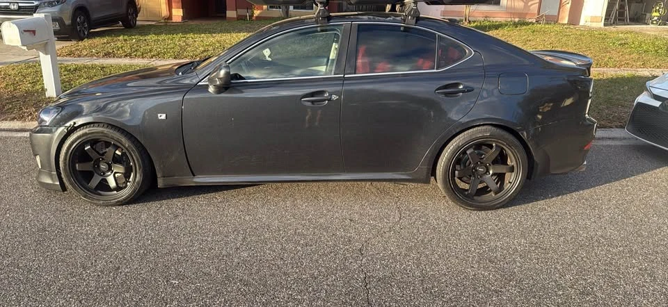 2006 Lexus IS 2nd Gen - Image 2 of 4