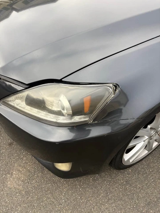 2006 Lexus IS 2nd Gen - Image 12 of 15