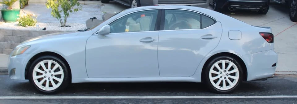 2006 Lexus IS 2nd Gen - Image 4 of 11