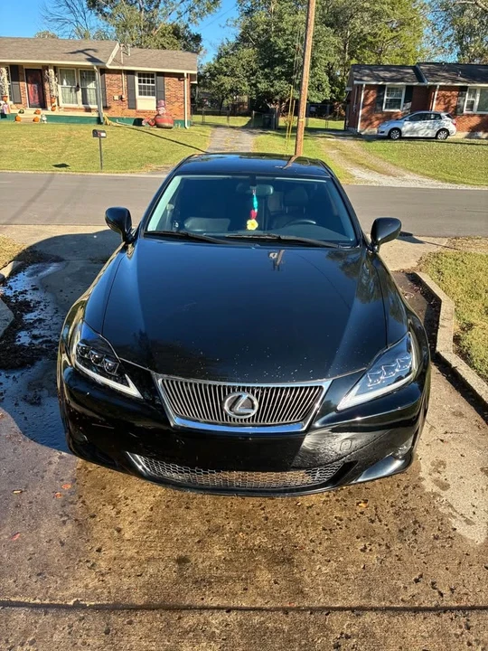 2006 Lexus IS 2nd Gen - Image 2 of 9