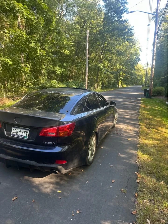 2006 Lexus IS 2nd Gen - Image 5 of 9