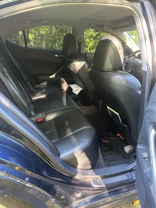 2006 Lexus IS 2nd Gen - Image 4 of 9