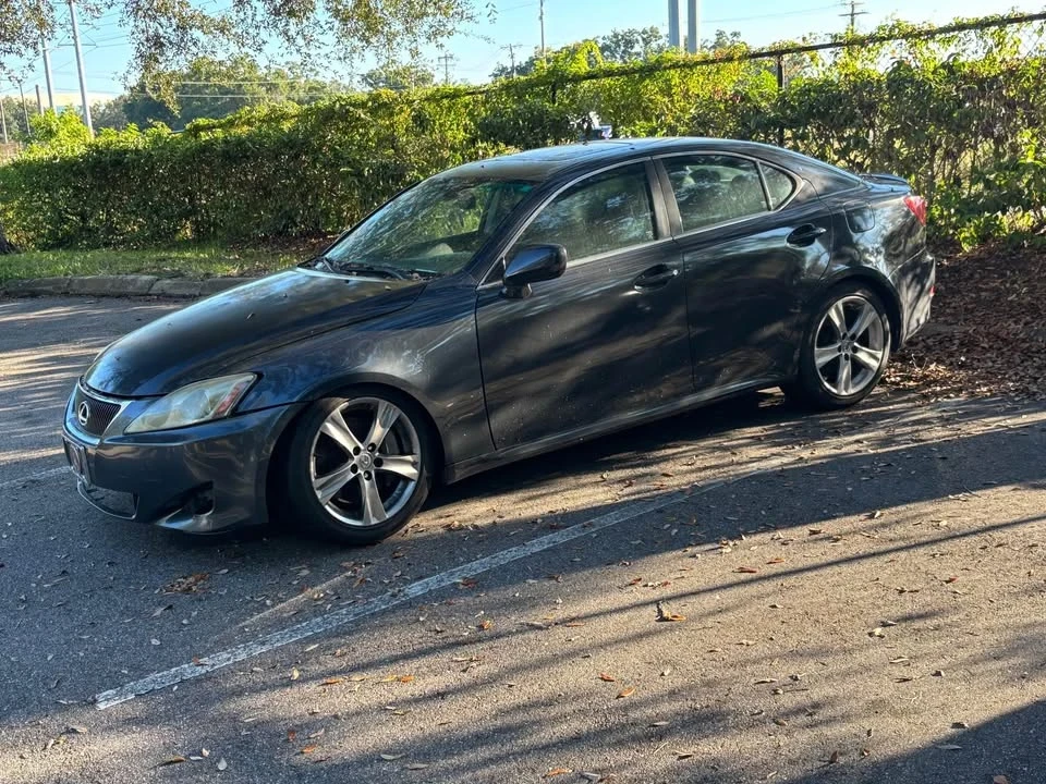 2006 Lexus IS 2nd Gen - Image 2 of 9