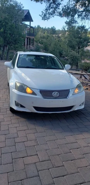 2006 Lexus IS 2nd Gen - Image 3 of 5