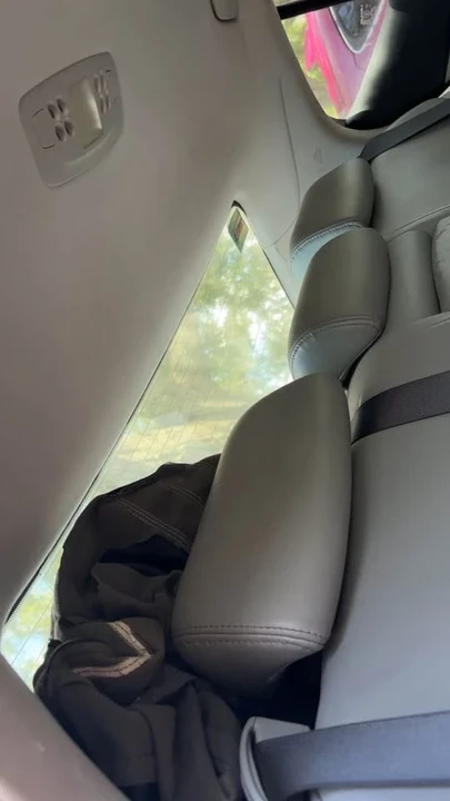 2006 Lexus IS 2nd Gen - Image 6 of 9