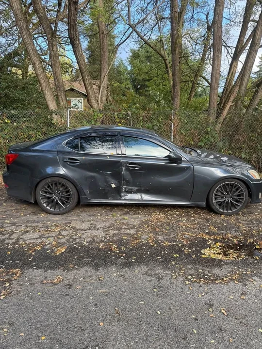 2006 Lexus IS 2nd Gen - Image 3 of 7