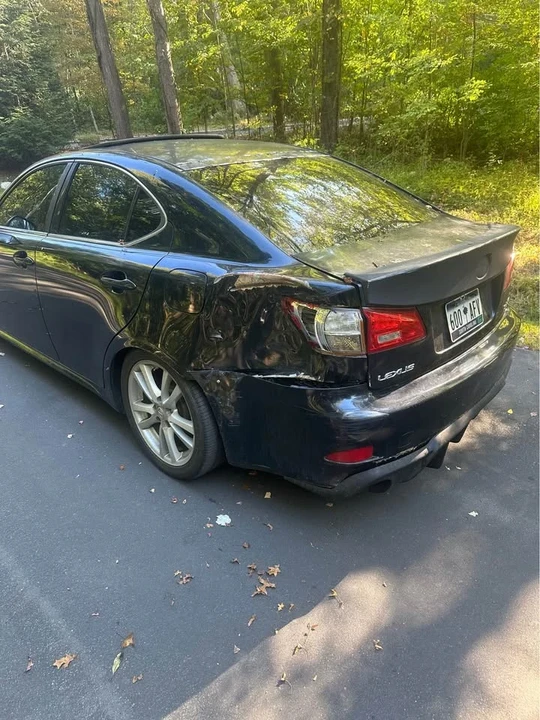 2006 Lexus IS 2nd Gen - Image 6 of 9