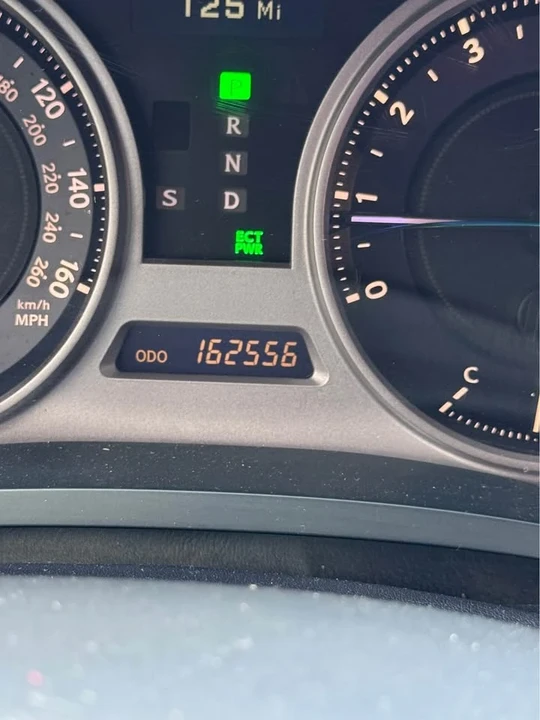 2006 Lexus IS 2nd Gen - Image 6 of 8