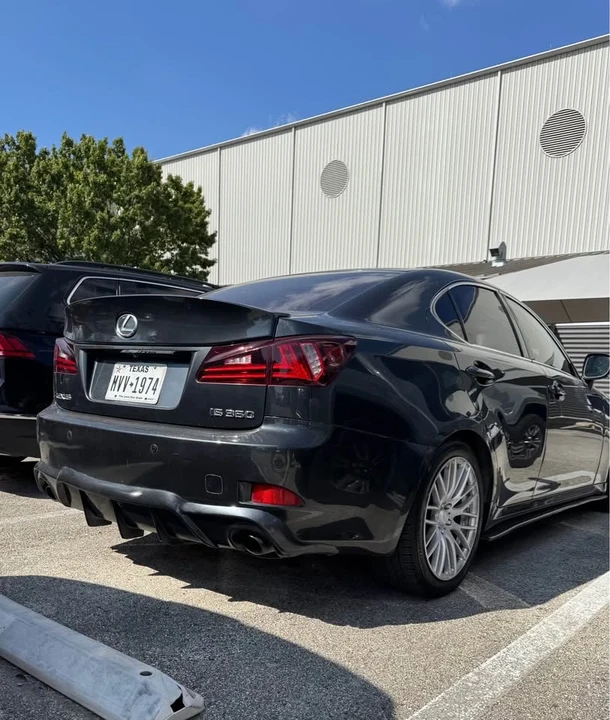 2006 Lexus IS 2nd Gen - Image 2 of 8