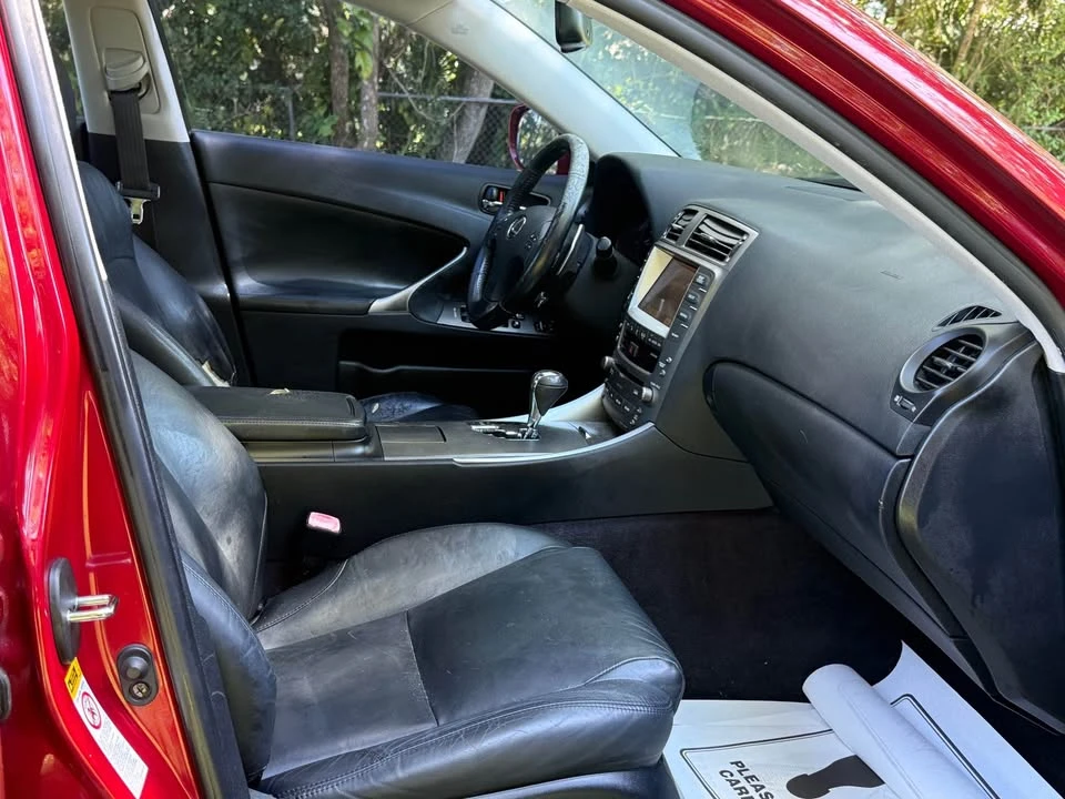 2006 Lexus IS 2nd Gen - Image 17 of 19